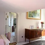 Scugnizzella Holiday House شقة *