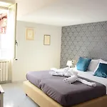 Scugnizzella Holiday House نابولي